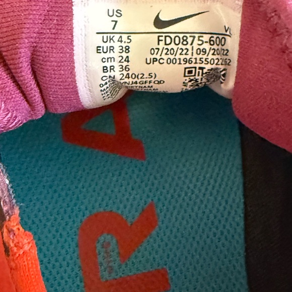 Nike Pegasus Trail Running Shoes in Red and Purple - Picture 5 of 5